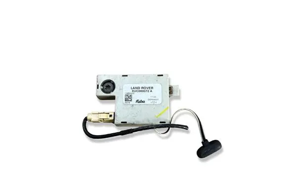 Land Rover Discovery 3 - LR3 Aerial antenna filter XUC000072