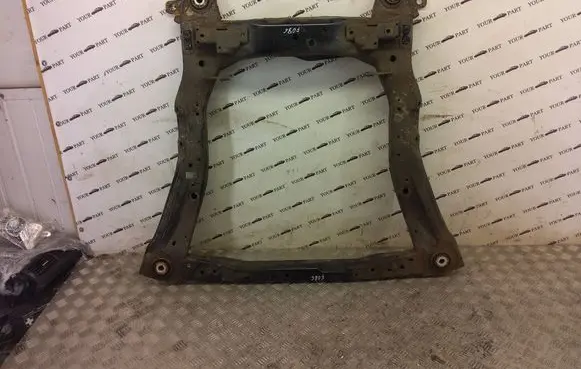 Opel Insignia B Front subframe 84431738