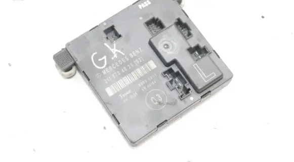 Mercedes-Benz E W211 Door control unit/module 2118704026