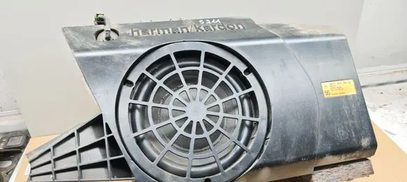 Mercedes-Benz E W211 Subwoofer speaker A2118202902