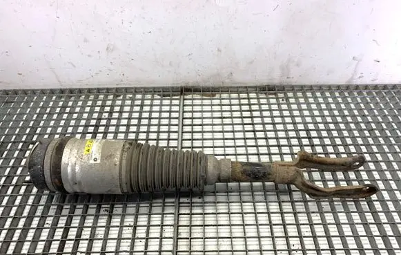 Jeep Grand Cherokee Front shock absorber/damper 68080194AB