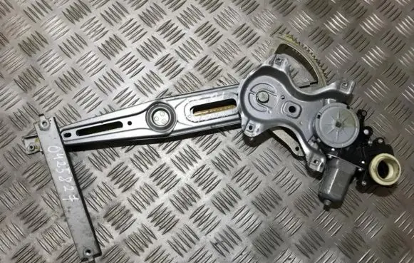 Toyota Avensis T270 Sliding door window regulator with motor