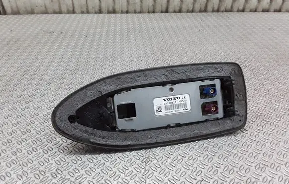 Volvo V50 Aerial GPS antenna 31210327
