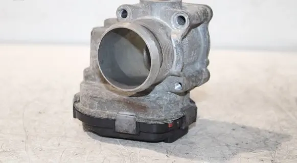 Volvo V50 Throttle valve 9682798180