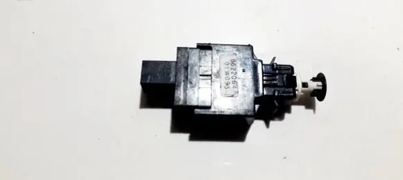 Volvo S60 Brake pedal sensor switch 8622064 05w281