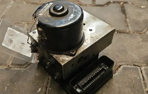 Volkswagen Sharan ABS Pump 7M3614111M IMPRK1354756