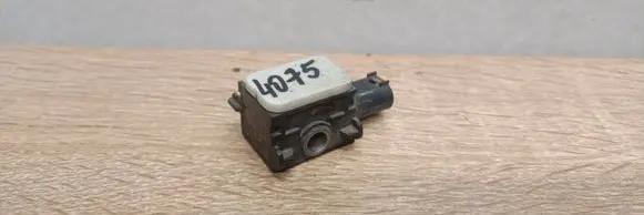 Mercedes-Benz ML W164 Airbag deployment crash/impact sensor 0038202926 402685 280606