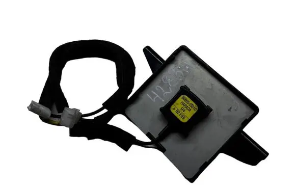 Toyota Avensis T220 GPS navigation control unit/module 8686005010 B2289