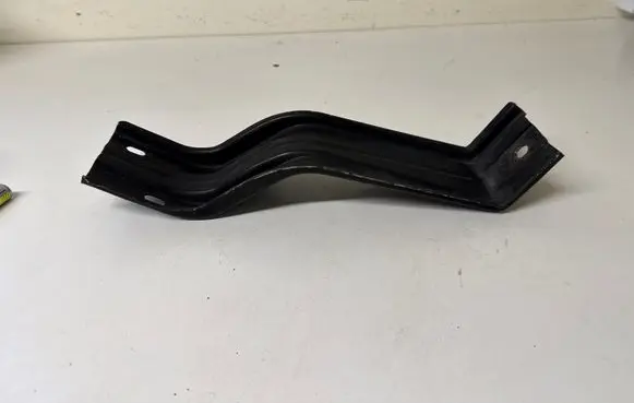 Opel Vivaro Radiator support slam panel bracket 8200411893