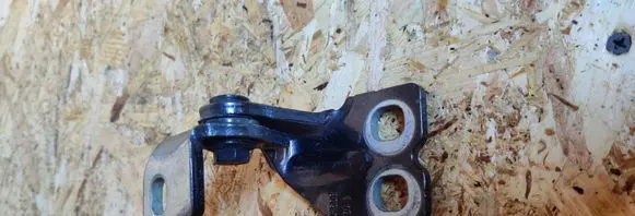 Jeep Compass Rear door lower hinge 41608