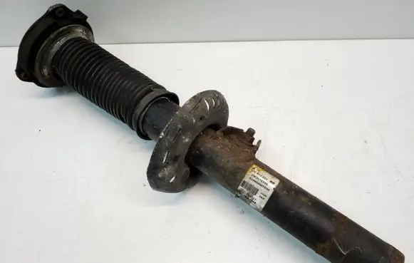 Volkswagen Jetta VI Front shock absorber/damper 5C0413031