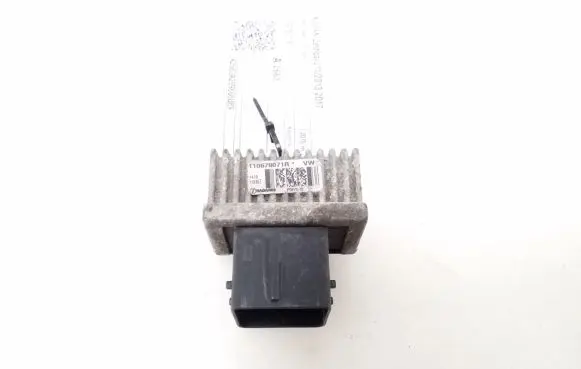 Nissan Qashqai Glow plug pre-heat relay 110678071R