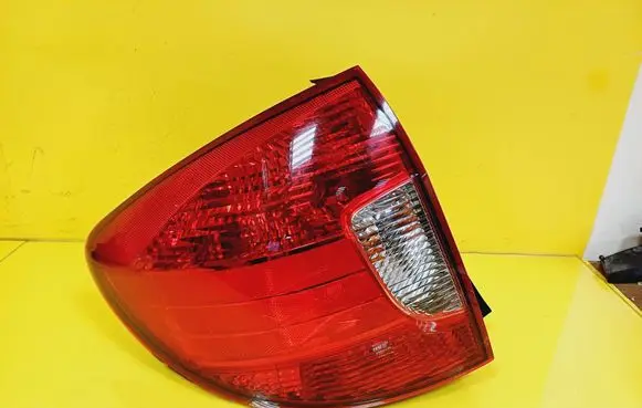 KIA Rio Rear/tail lights