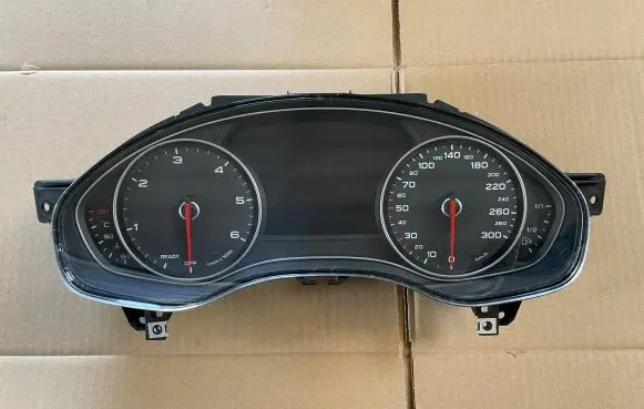 Audi A6 C7 Speedometer (instrument cluster) 4G8920935A