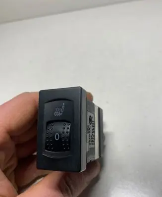 Volkswagen PASSAT B5.5 Seat heating switch 3B0963563C