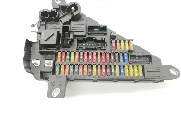 BMW 5 E60 E61 Fuse box set 6906619