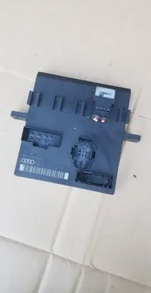 Audi A4 S4 B6 8E 8H Light module LCM 8E0907279C