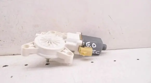 Chrysler Town u0026 Country V Rear door window regulator motor 3018076D