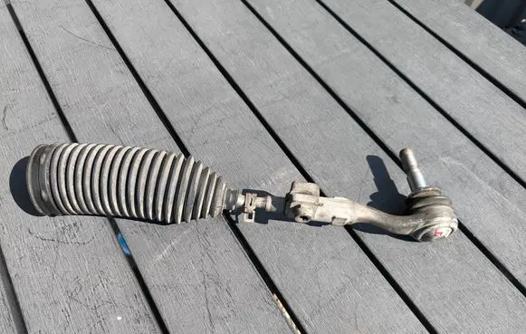 Steering tie rod