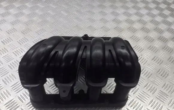 Nissan Micra Intake manifold