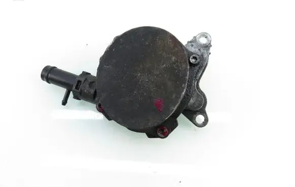 Opel Movano B Vacuum pump 