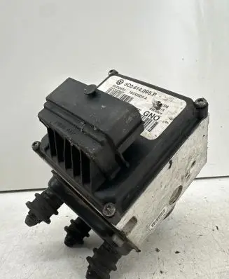 Volkswagen PASSAT B6 ABS Pump 3C0614095P 16332501A 16332401