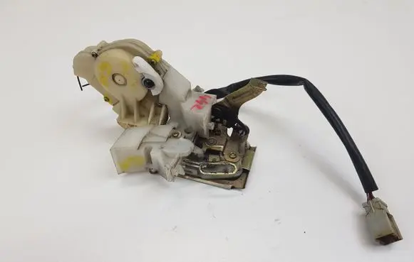 Honda Civic Front door lock