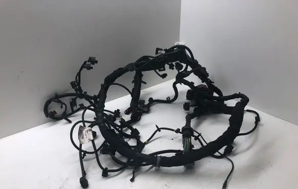 Volvo V40 Engine installation wiring loom 31324000AF