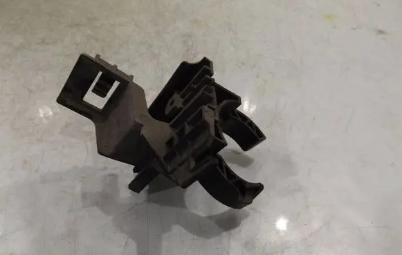 Skoda Fabia Mk2 (5J) Other engine bay part 6R0955195