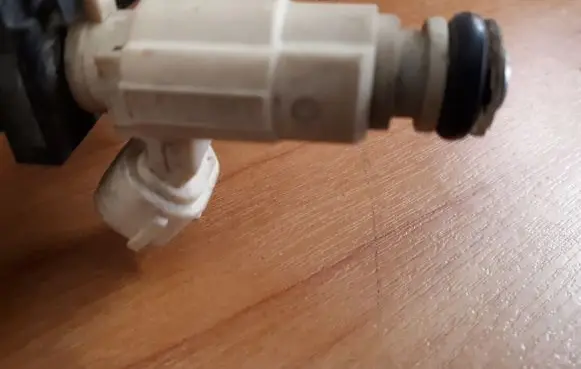 KIA Sportage Fuel injector 9260930013 3531023600