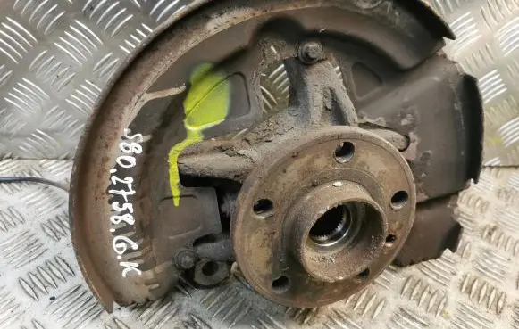 Volvo S80 Front wheel hub