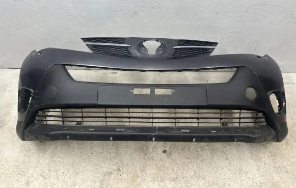 Toyota RAV 4 (XA40) Front bumper