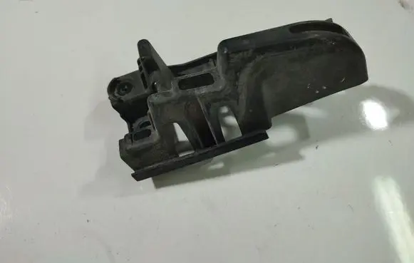 Citroen Berlingo Rear bumper mounting bracket 