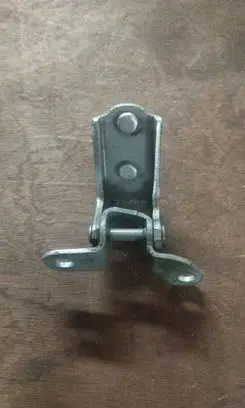 Lexus RX 300 Rear door upper hinge