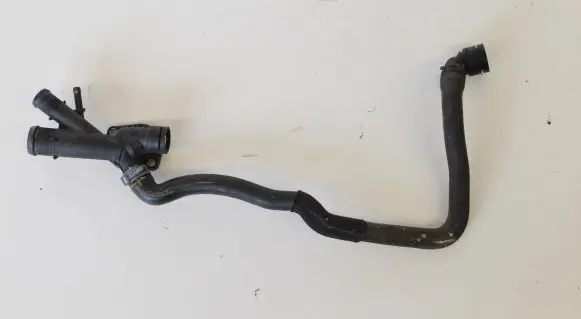 Volkswagen PASSAT B7 Other engine bay part 03L121131AA