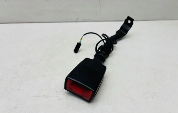 Volkswagen PASSAT B7 Front seatbelt buckle 1K8857755C