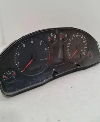 Audi A6 S6 C5 4B Speedometer (instrument cluster) 88311285