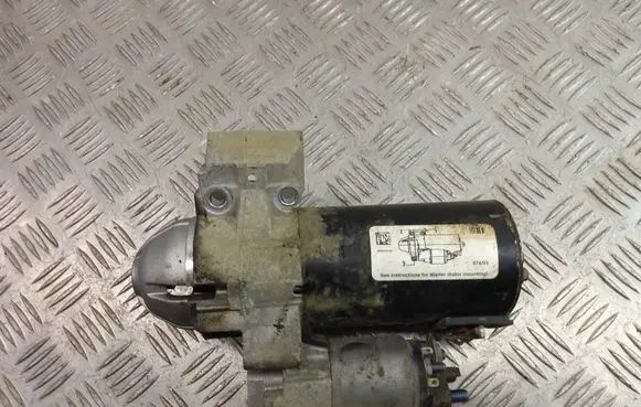BMW 5 F10 F11 Starter motor 8574102 0001148509