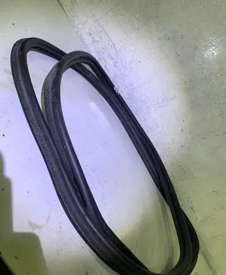 BMW 1 F20 F21 Trunk rubber seal (body) 