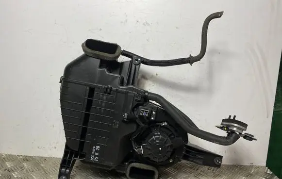 KIA Sorento Interior heater climate box assembly housing 