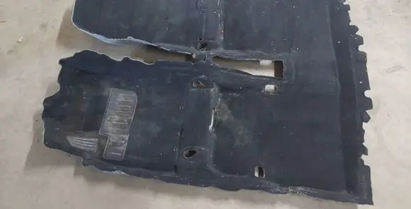 Toyota Avensis T270 Interior carpet 