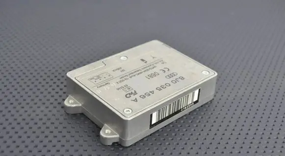 Audi RS5 Aerial antenna amplifier 8J0035456