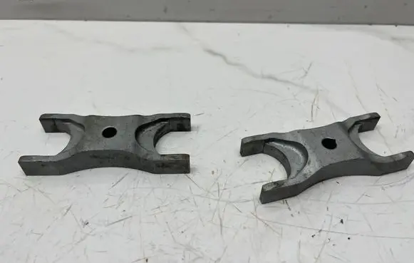 Audi A5 8T 8F Fuel Injector clamp holder