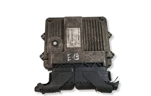 Ford Fiesta Engine control unit/module 51775008 7160000505