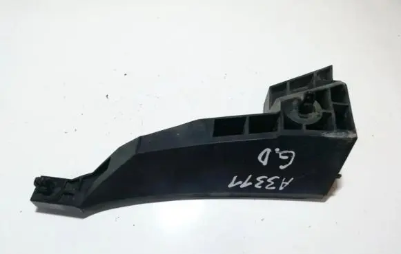 Suzuki Grand Vitara II Rear bumper mounting bracket