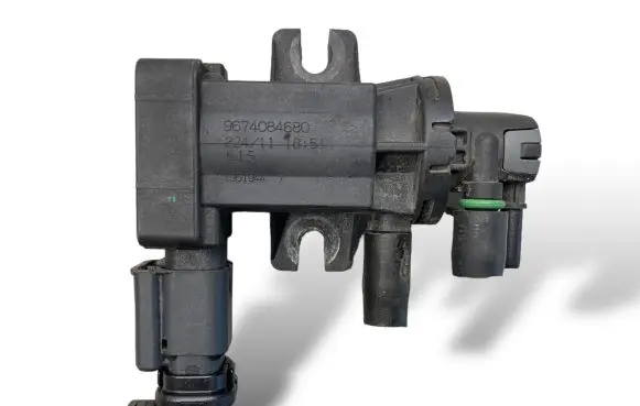 Peugeot 508 Turbo solenoid valve 9674084680 K3226