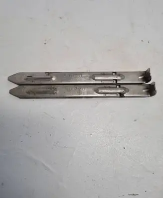 Volvo XC60 Headlight/headlamp mounting bracket 30678340