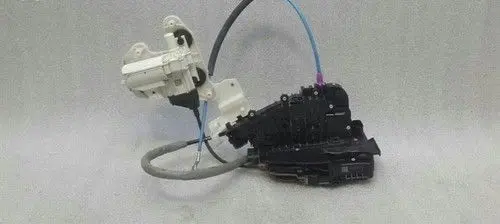 Mercedes-Benz S C217 Coupe door lock (next to the handle) A0997202500