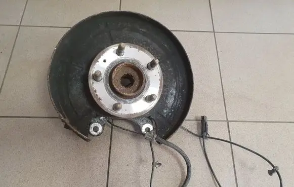 Opel Insignia A Rear wheel hub