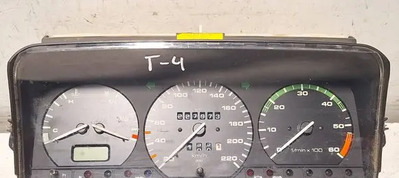 Speedometer (instrument cluster)